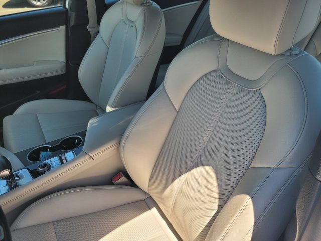 Used 2024 Genesis G70 2.5T AWD/4WD image 13