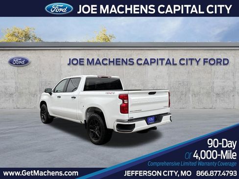 Used 2022 Chevrolet Silverado 1500 Custom image 5