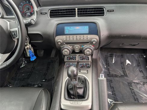 Used 2010 Chevrolet Camaro SS image 18