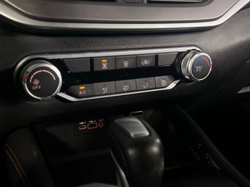 Used 2025 Nissan Altima 2.5 SR image 14