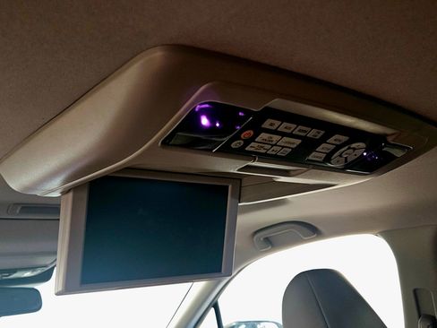 Used 2018 Honda Pilot Elite image 33