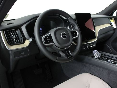 New 2026 Volvo XC60 B5 Plus w/ Climate Package PRO image 8