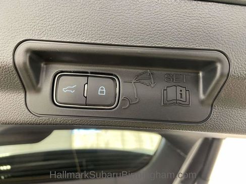 Used 2023 Ford Explorer Limited image 10