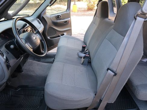 Used 2003 Ford F150 XL RWD image 19