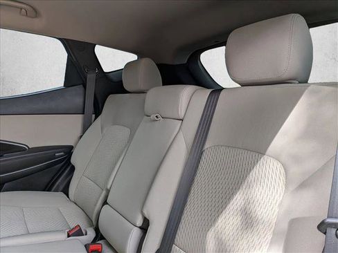 Used 2017 Hyundai Santa Fe Sport FWD image 17