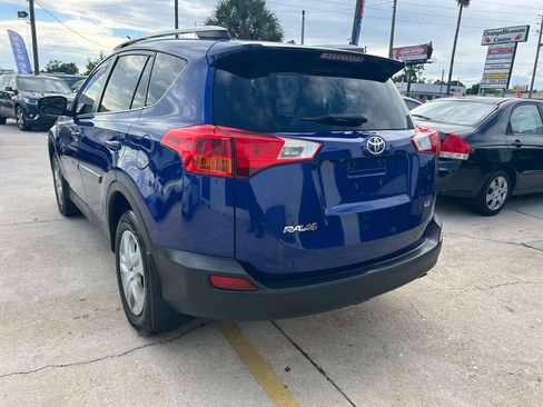 Used 2015 Toyota RAV4 LE FWD image 5