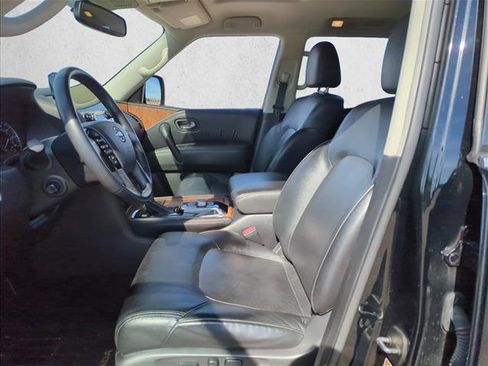 Used 2022 Nissan Armada SL w/ Captain's Chairs Package image 17