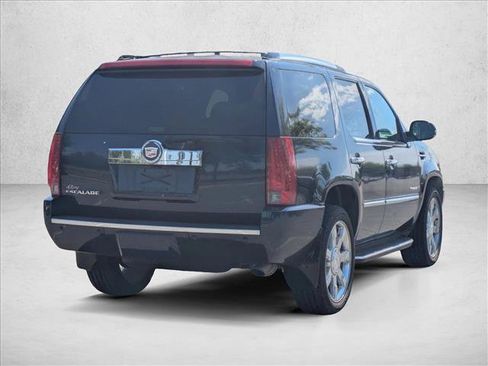Used 2007 Cadillac Escalade AWD w/ Information Package image 5