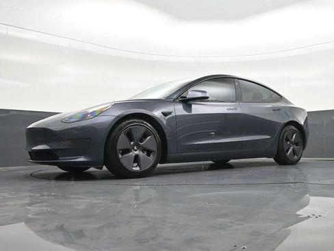 Used 2023 Tesla Model 3 Long Range AWD/4WD image 28