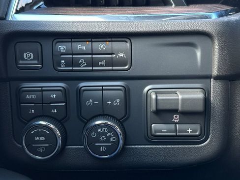 New 2026 Chevrolet Tahoe Z71 image 30