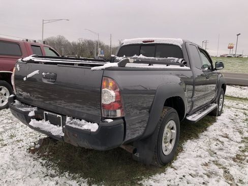Used 2011 Toyota Tacoma 4x4 Access Cab image 5