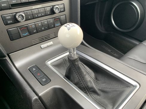 Used 2014 Ford Mustang Shelby GT500 w/ Equipment Group 821A image 26