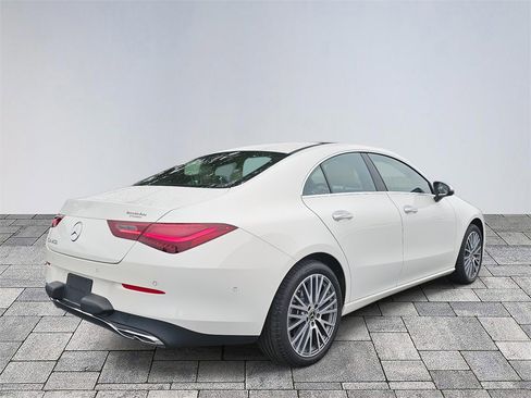 Used 2025 Mercedes-Benz CLA 250 image 7