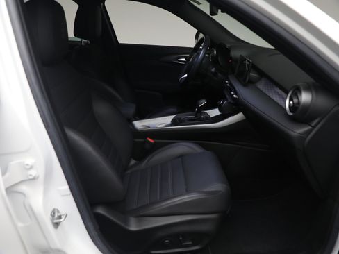 Used 2024 Alfa Romeo Tonale Ti AWD/4WD image 14
