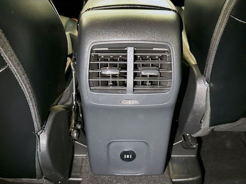 Used 2025 Ford Escape ST-Line FWD image 22