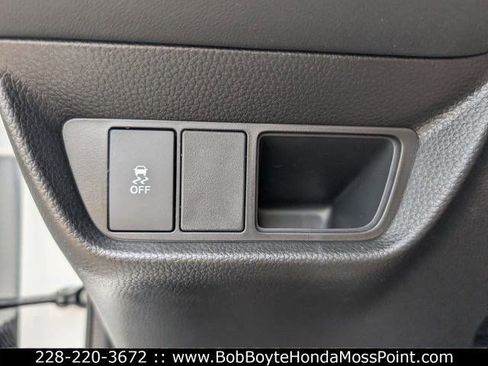 New 2026 Honda HR-V LX image 22