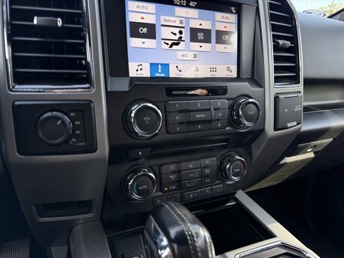 Certified 2018 Ford F150 Lariat image 18