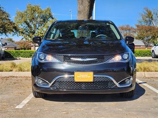 Certified 2018 Chrysler Pacifica Touring Plus w/ Tire & Wheel Group video 2