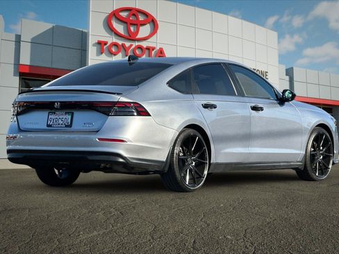 Used 2024 Honda Accord Sport image 3