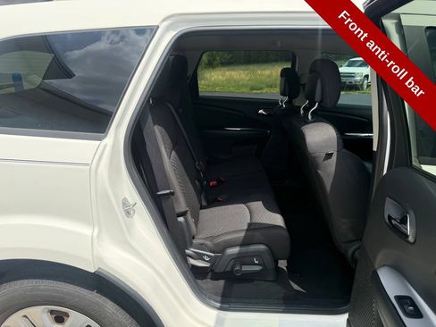 Used 2017 Dodge Journey SE FWD image 36