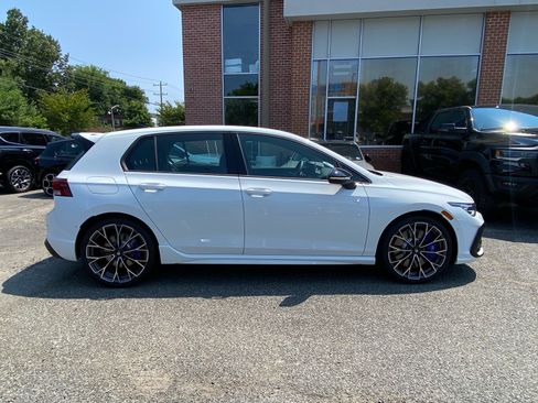 New 2026 Volkswagen Golf AWD/4WD image 2