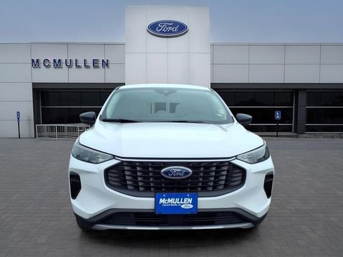 Certified 2025 Ford Escape Active AWD/4WD image 9