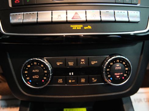 Used 2019 Mercedes-Benz GLS 550 4MATIC w/ Driver Assistance Package image 34