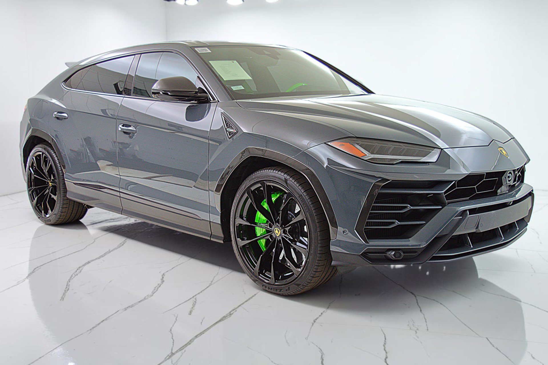 Used 2022 Lamborghini Urus AWD/4WD image 12