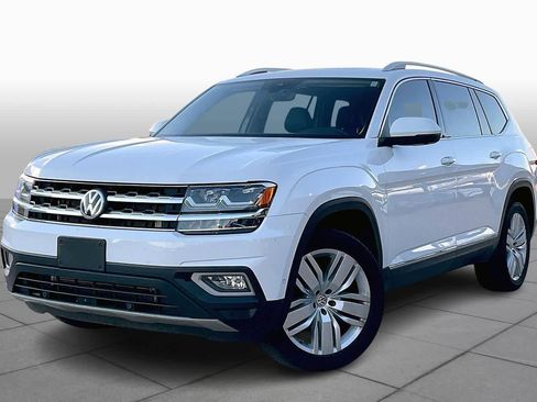 Used 2019 Volkswagen Atlas SEL Premium image 3