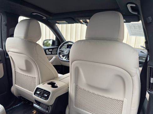 Used 2024 Mercedes-Benz GLS 63 AMG 4MATIC image 50
