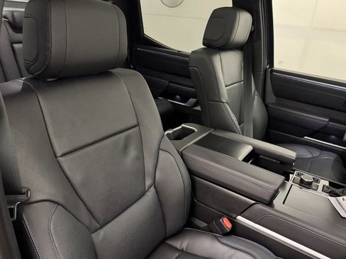 Used 2025 Toyota Tundra Platinum image 10