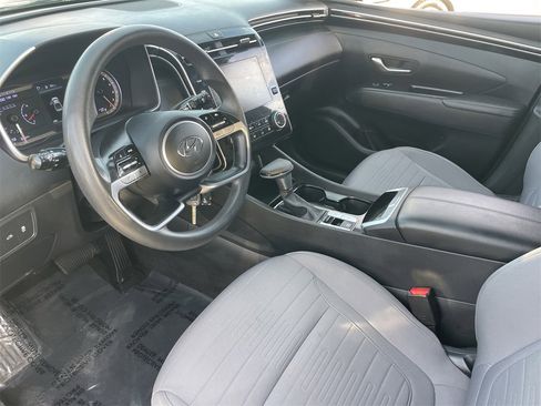 Used 2023 Hyundai Santa Cruz SE image 21