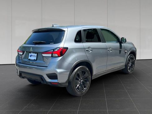 Used 2025 Mitsubishi Outlander Sport ES AWD/4WD image 5