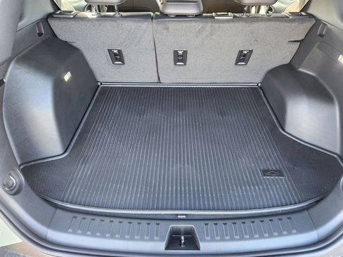 New 2026 Chevrolet Equinox ACTIV w/ Convenience Package III FWD image 6
