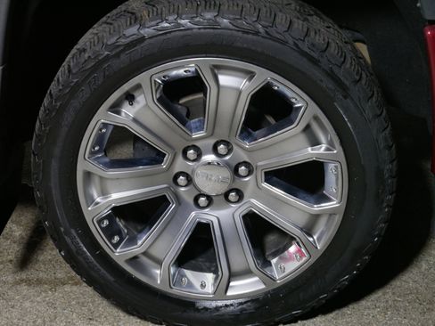 Used 2018 GMC Sierra 1500 Denali w/ Denali Ultimate Package image 15