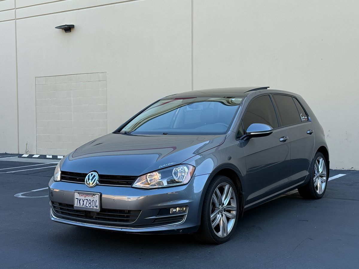 Used 2015 Volkswagen Golf S FWD image 2