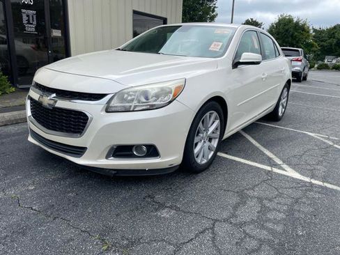 Used 2014 Chevrolet Malibu LT image 2