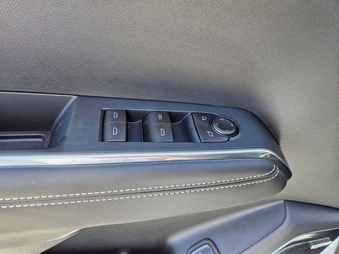 New 2026 GMC Acadia Elevation FWD image 23