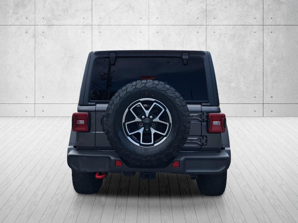 Used 2024 Jeep Wrangler Unlimited Rubicon AWD/4WD image 6