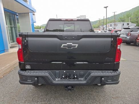 Certified 2024 Chevrolet Silverado 1500 ZR2 w/ ZR2 Bison Edition image 5