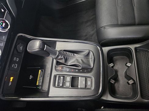 Used 2025 Honda CR-V EX-L image 26