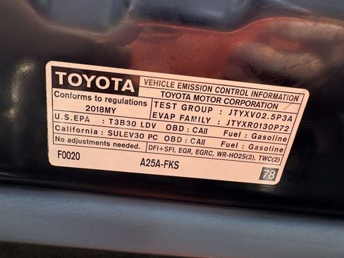 Used 2018 Toyota Camry SE w/ Convenience Package FWD image 24