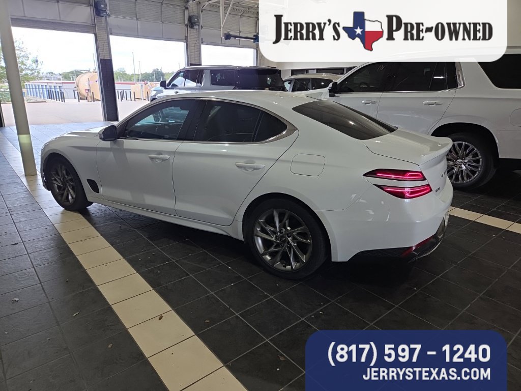 Used 2022 Genesis G70 2.0T RWD image 6