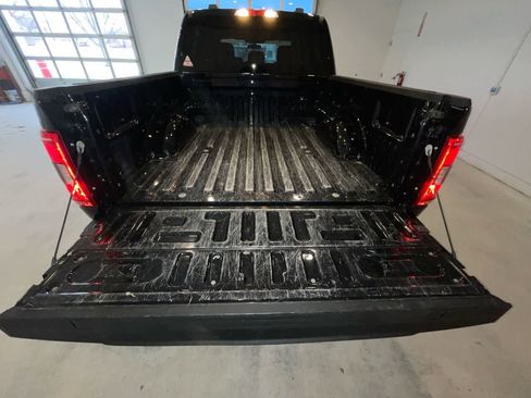 Used 2022 Ford F150 XLT w/ XTR Package image 23