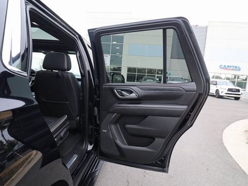 Used 2022 GMC Yukon SLT w/ SLT Premium Package image 70