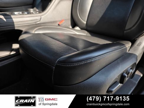 Used 2023 GMC Acadia SLT AWD/4WD image 23