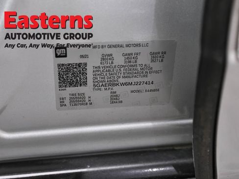 Used 2021 Buick Enclave Essence w/ Sport Touring Edition image 37