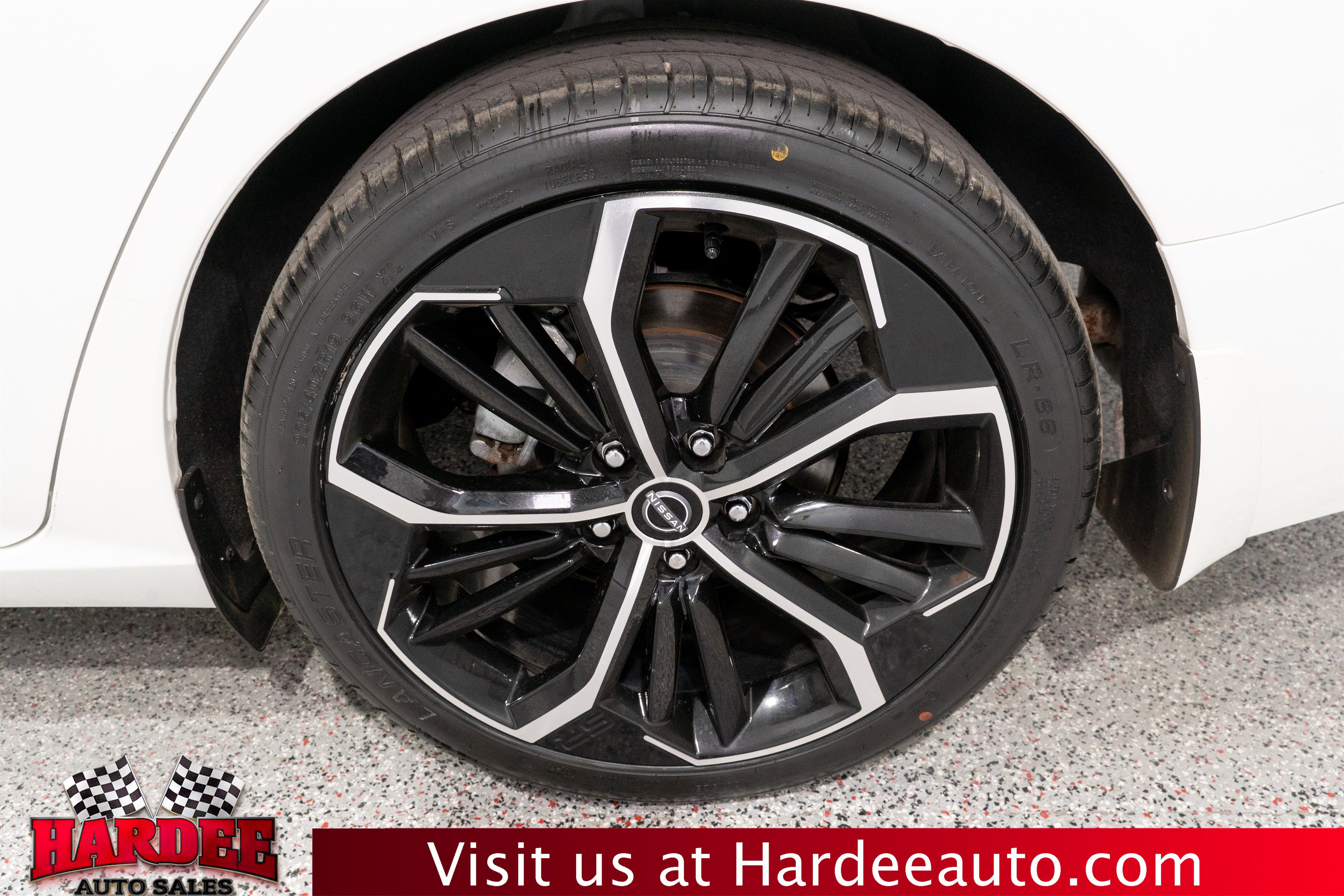 Used 2023 Nissan Altima 2.5 SR w/ SR Premium Package FWD image 10