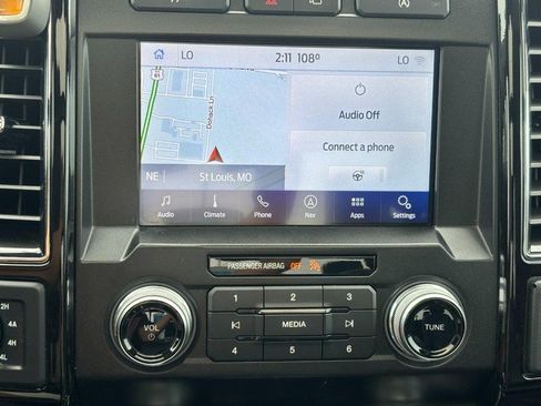 Used 2020 Ford F150 Lariat w/ Equipment Group 502A Luxury AWD/4WD image 23