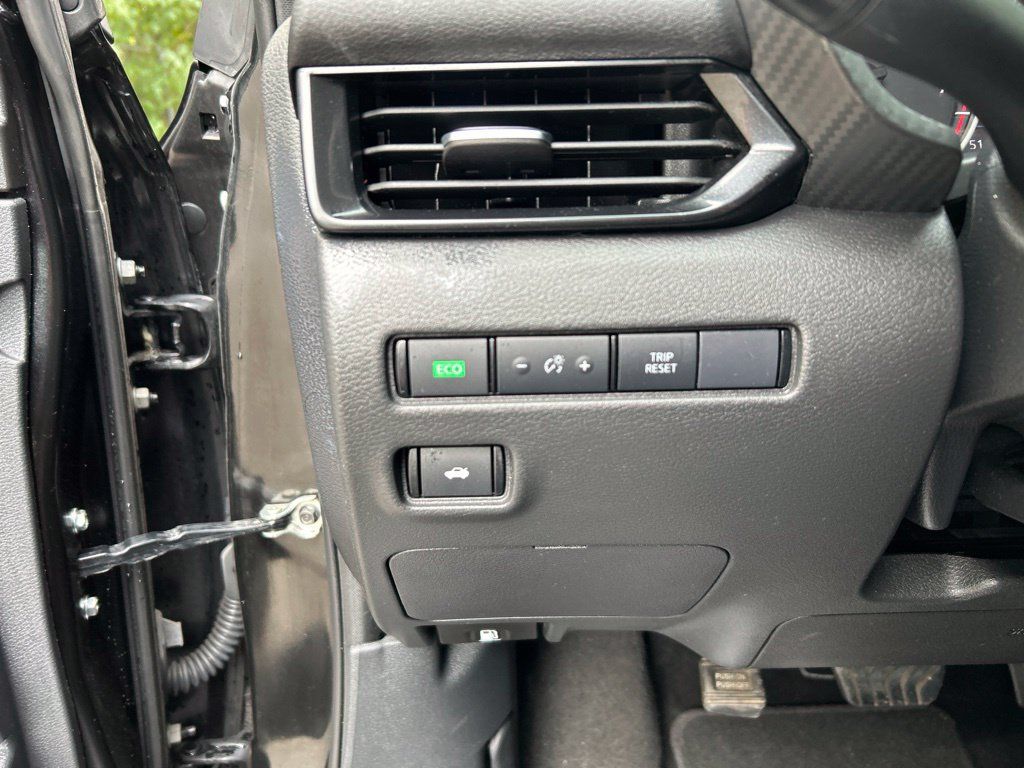 Used 2024 Nissan Sentra SV FWD image 24